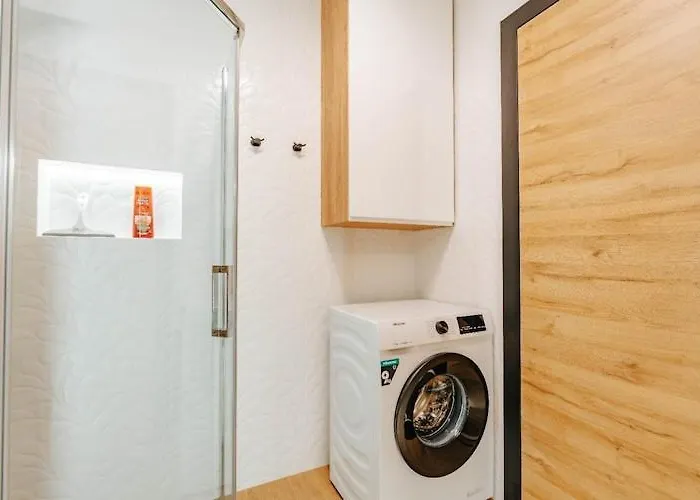 Near The Sea, Air Conditioning